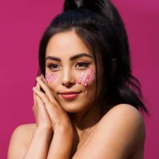 Anna Akana's profile picture on What.Equipment