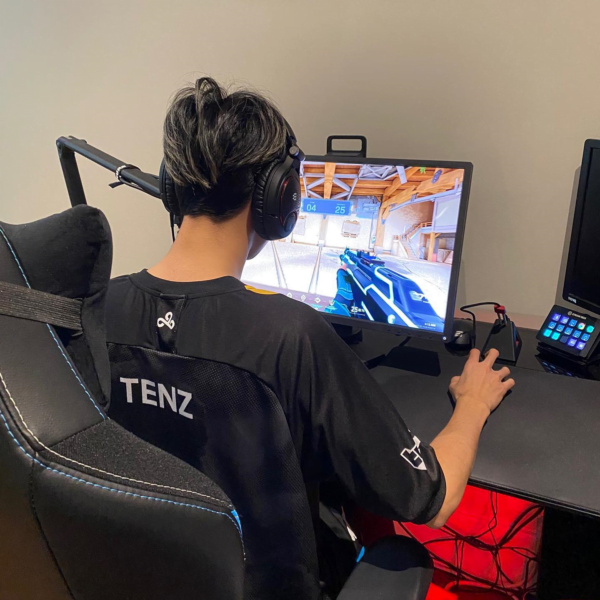 Setup Image of TenZ