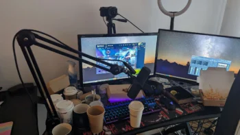 Setup Image of Caedrel on What.Equipment
